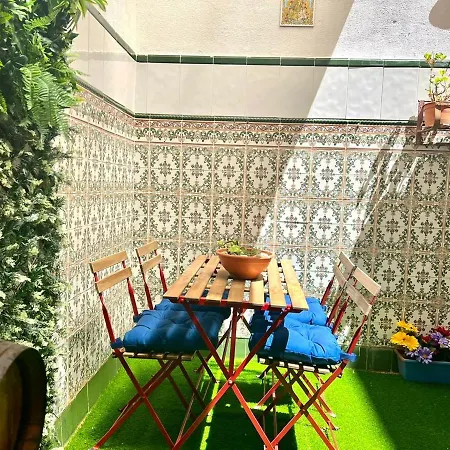 Adela & Private Courtyard By Ele * Malaga